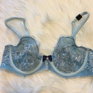 Victoria Secrets unlined Demi bra